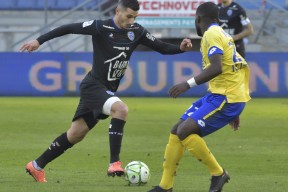 爱游戏网页版入口 -斯图加特发布备战花絮，清晨状态回暖，法甲任务艰巨，数据趋势出现新变化(德甲斯图加特vs拜仁慕尼黑)